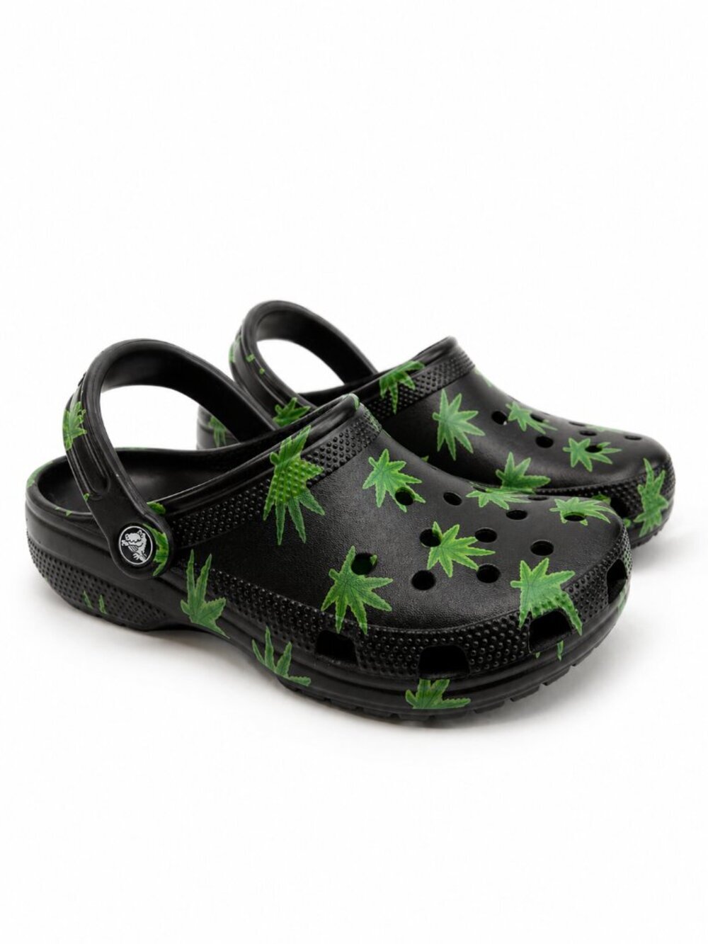 NWOT CROCS Classic Hemp Leaf 420 Unisex Clog Black M5/W7